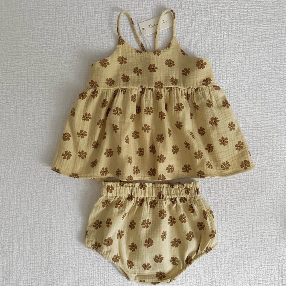NWT RYLEE & CRU 2PCS FLORAL SET